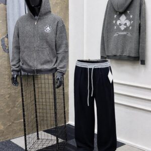 hoodie X tapered joggers