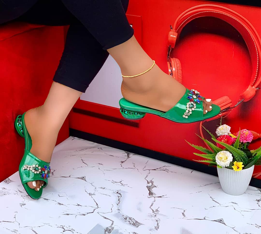 Patent Jeweled Slide - Image 4