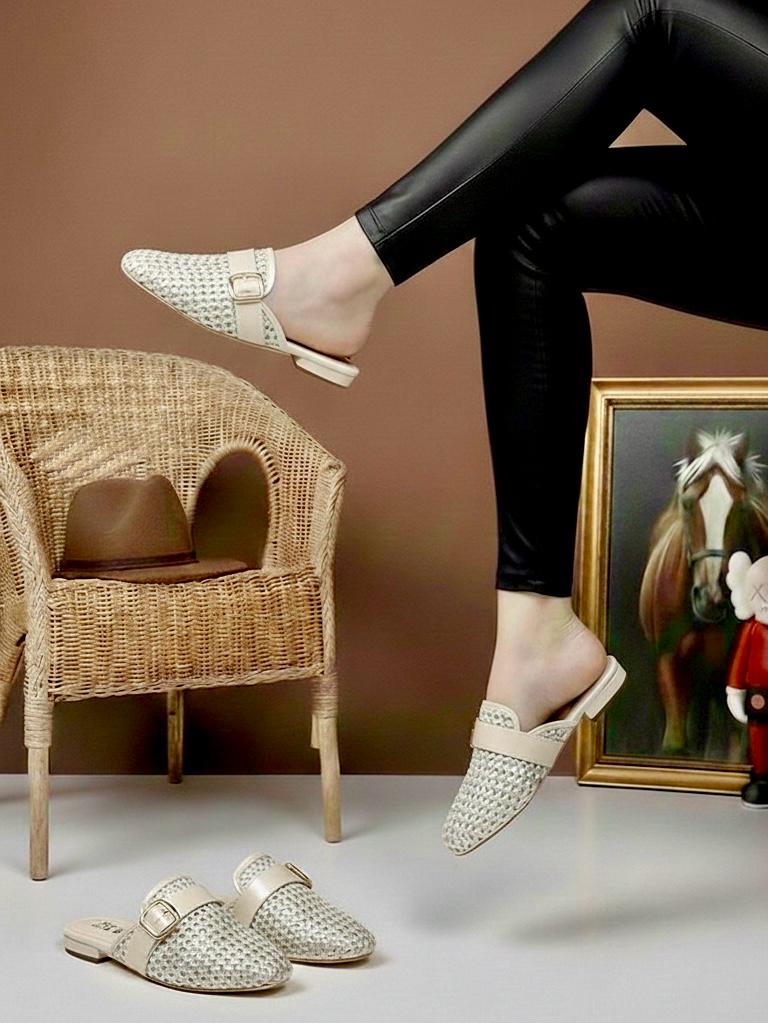 woven pointed-toe flat shoe - Image 4