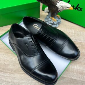 Clarks Leather Cap-Toe Oxford