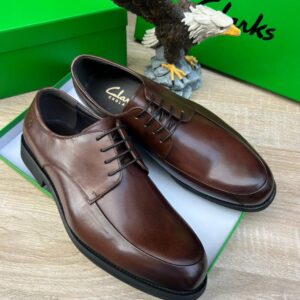 Clarks Leather Plain-Toe Derby