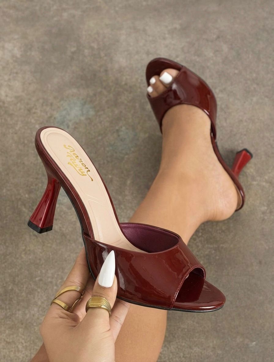 Open-toe, single-band heeled mule - Image 7